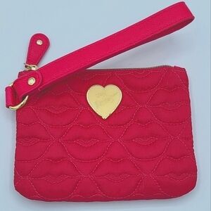 Betsey Johnson Barbie Pink Quilted Lip Wristlet NEW #671